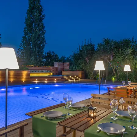 Castelli Hotel-adults Only מלון